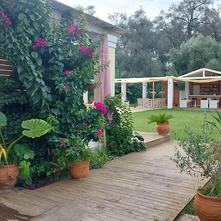 Aparthotel Amelia's Garden I Kavos